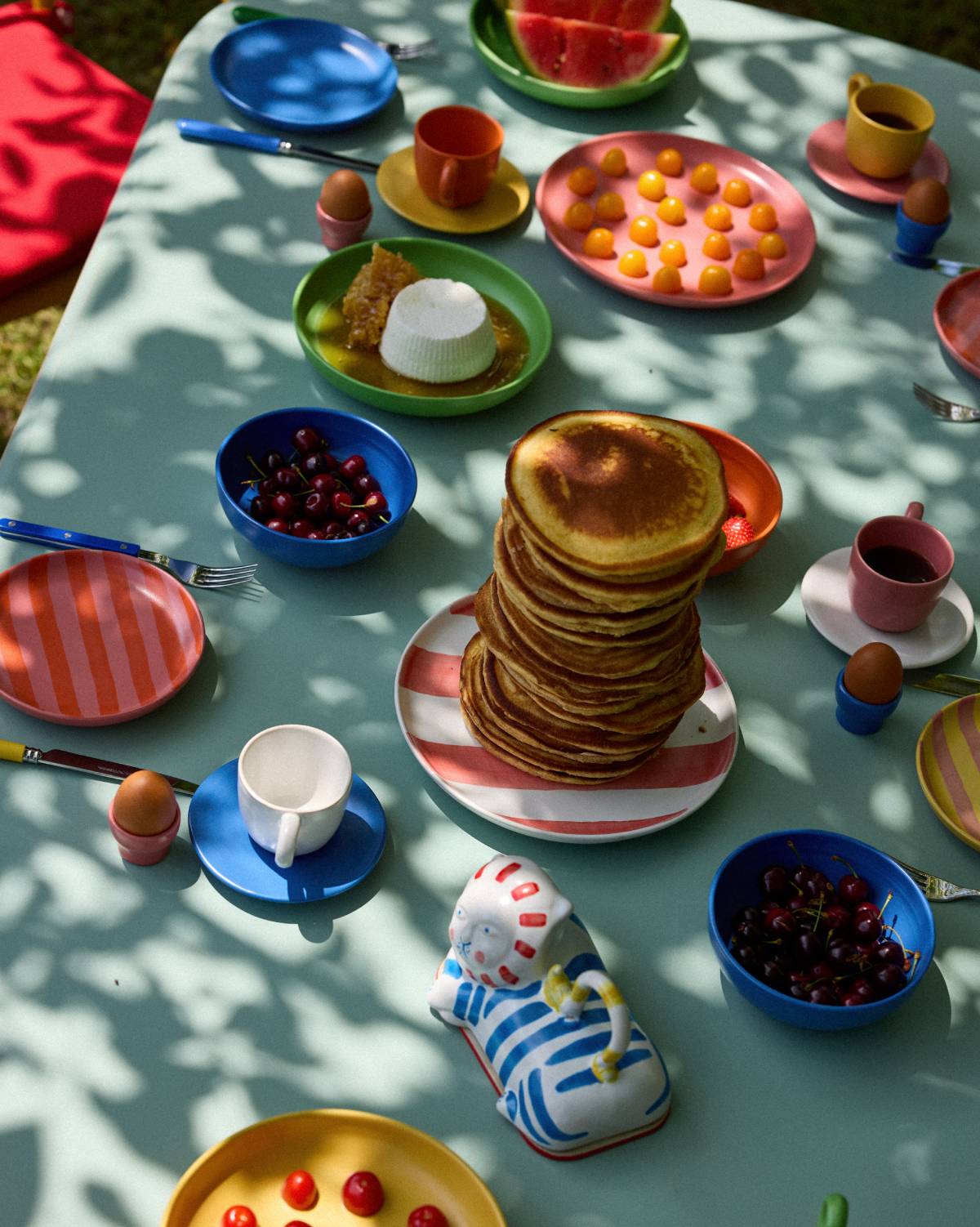 Big Plate Casa Lawa Edition - Red-White Striped lifestyle